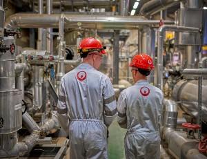 Two technicians working on site | Careers | Veolia Ireland