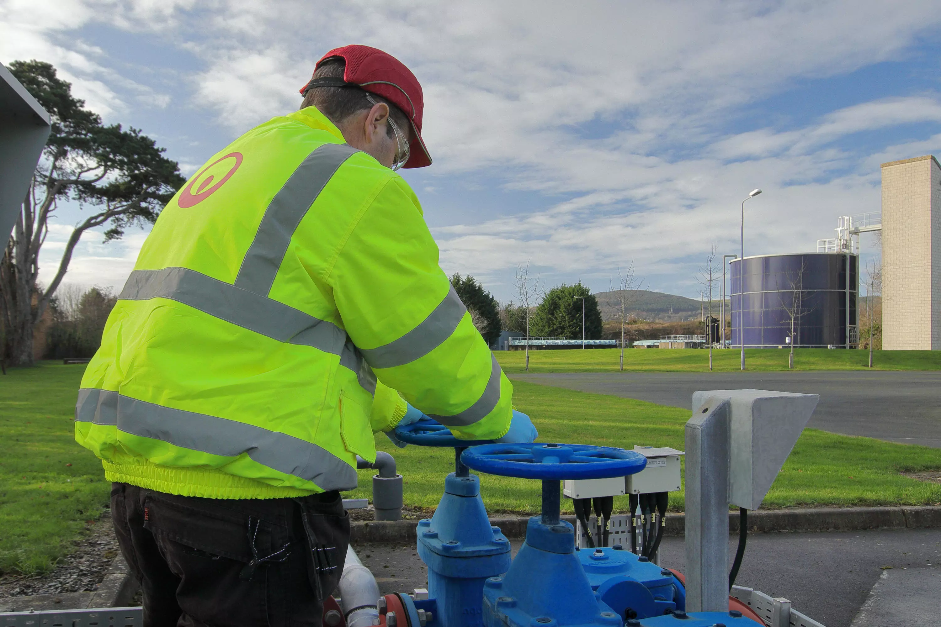 Water treatment plant service and maintenance | Veolia Ireland